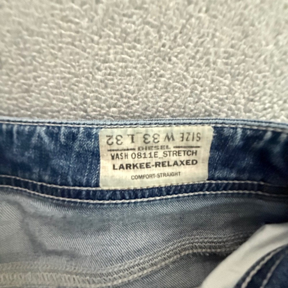 Diesel Larkee-Relaxed Jeans Mens 33x30 Blue Wash Comfort Straight Distressed - Picture 9 of 11